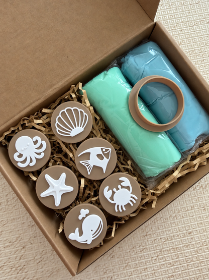 The ‘Mini’ Play Dough Kit